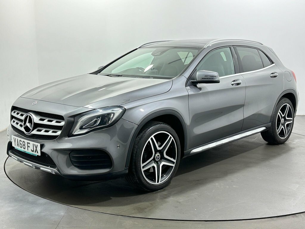 Mercedes-Benz GLA Class 2L Amg Line YA68FJX Grey #3