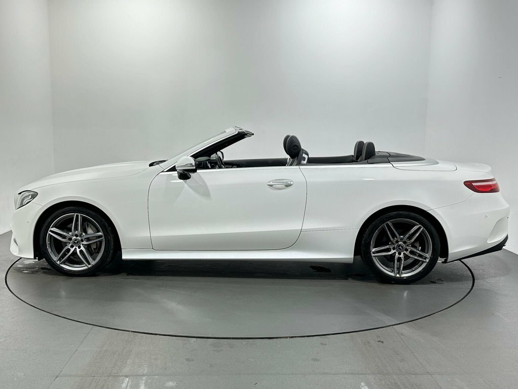 Mercedes-Benz E Class 2L Amg Line White #4