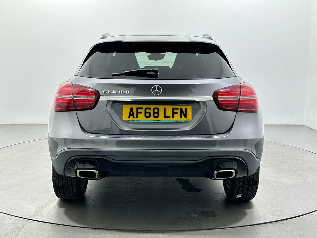 Mercedes-Benz GLA Class 1.6L Urban Edition Grey #6