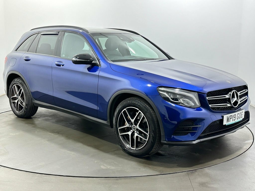 Mercedes-Benz GLC Class 2L Amg Night Edition Blue