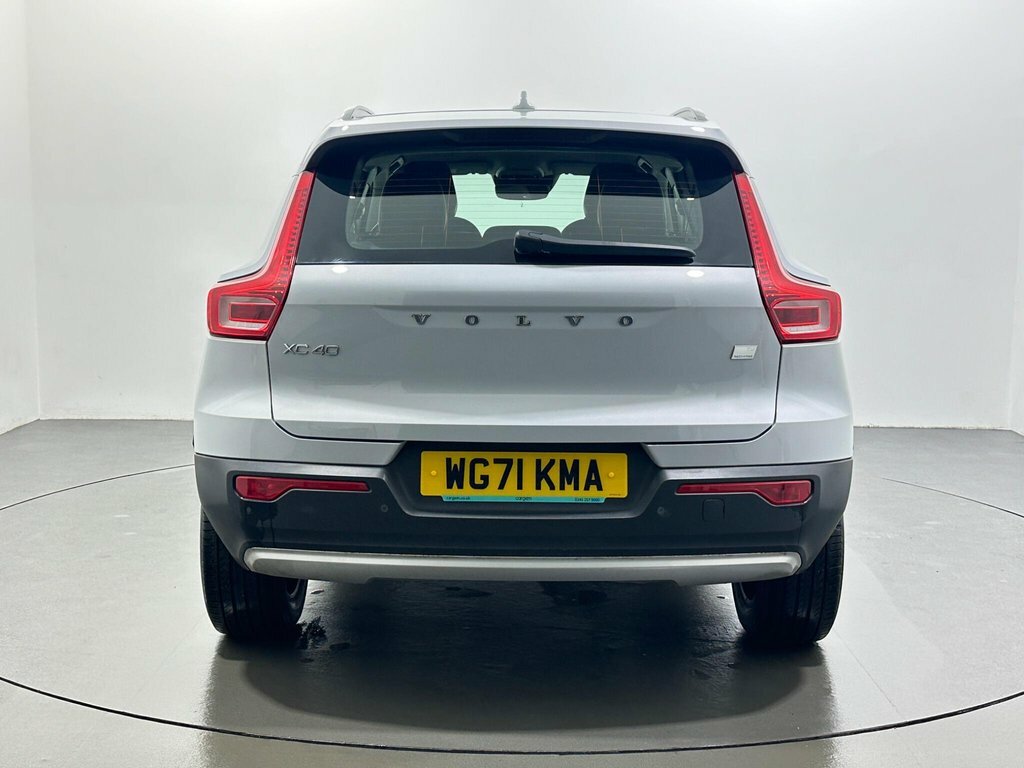 Volvo XC40 1.5L Core Silver #6