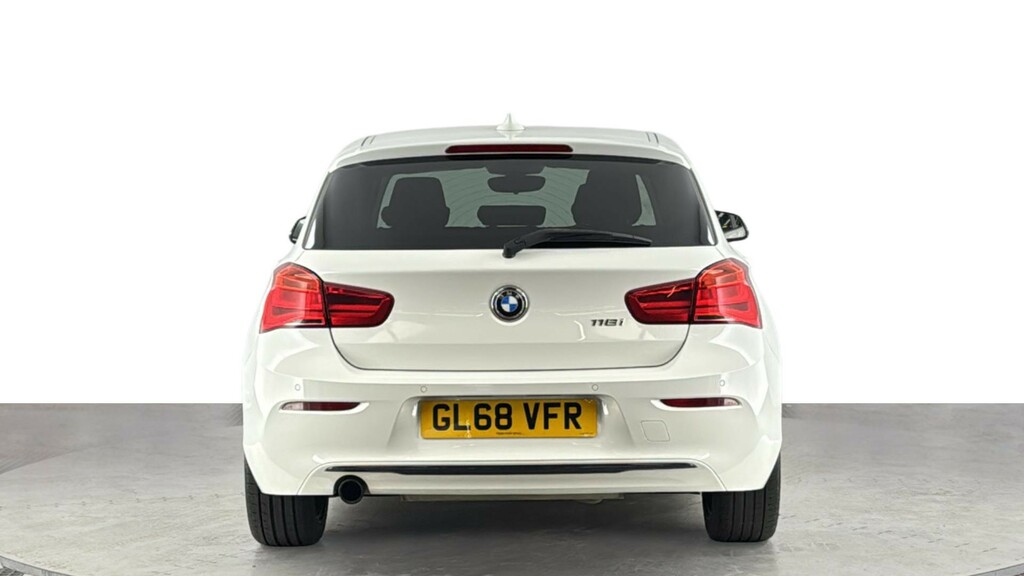 BMW 1 Series 1.5 118I Sport Hatchback Euro 6 GL68VFR White #5