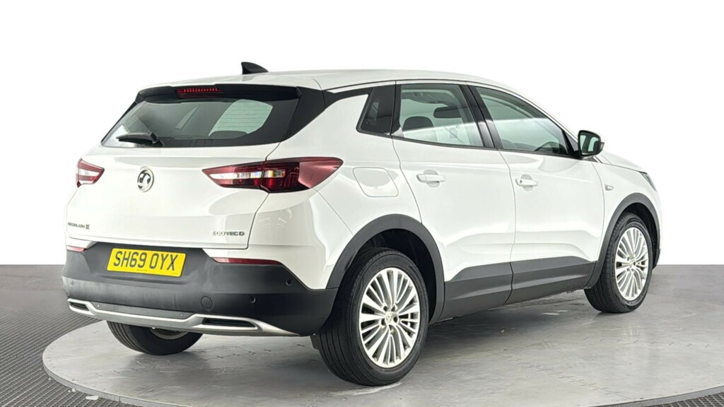 Vauxhall Grandland X 1.5 Turbo D Business Edition Nav Suv Ma SH69OYX White #4