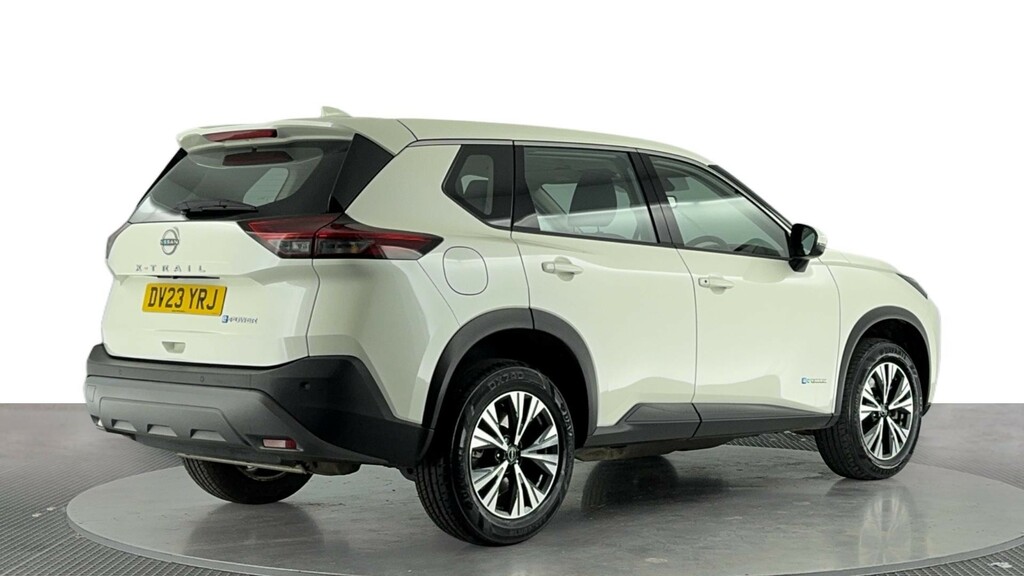 Nissan X-Trail 1.5 H E-power Acenta Premium Suv Hybrid DV23YRJ White #4