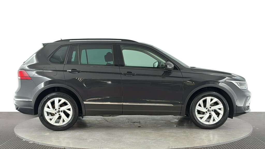 Volkswagen Tiguan 1.5 Tsi Life Suv Euro 6 Ss 1 LP23FEH Grey #3