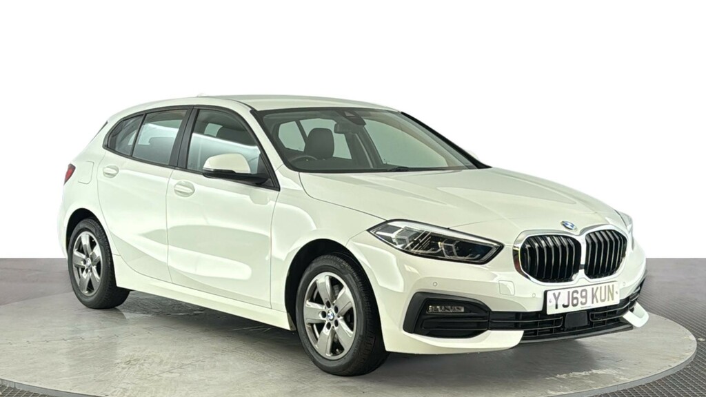 BMW 1 Series 1.5 118I Se Hatchback Euro 6 S YJ69KUN White #2