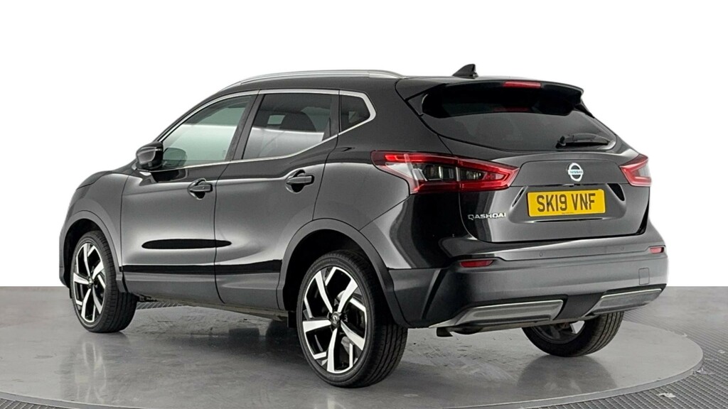 Nissan Qashqai 1.3 Dig-t Tekna Suv Euro 6 Ss SK19VNF Black #6