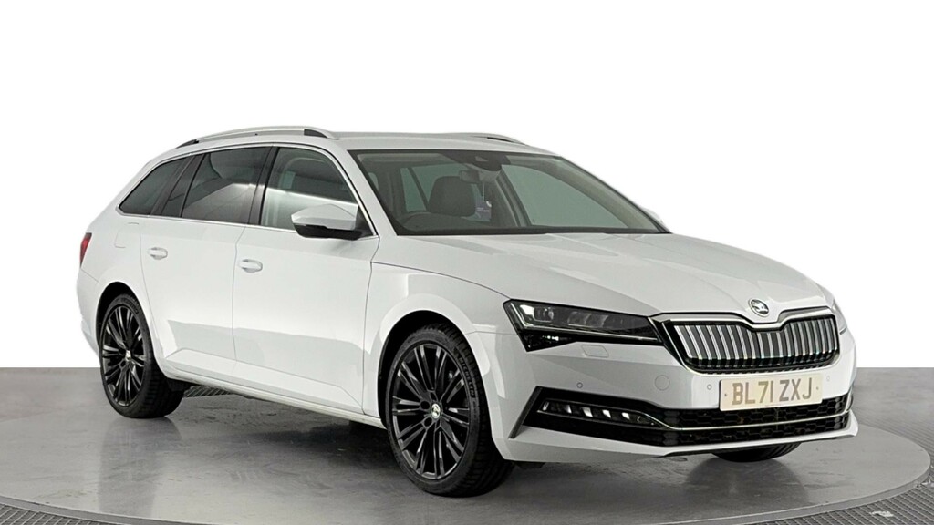 Skoda Superb 1.4 Tsi Iv 13Kwh Se L Estate Plug-in Hy White #2