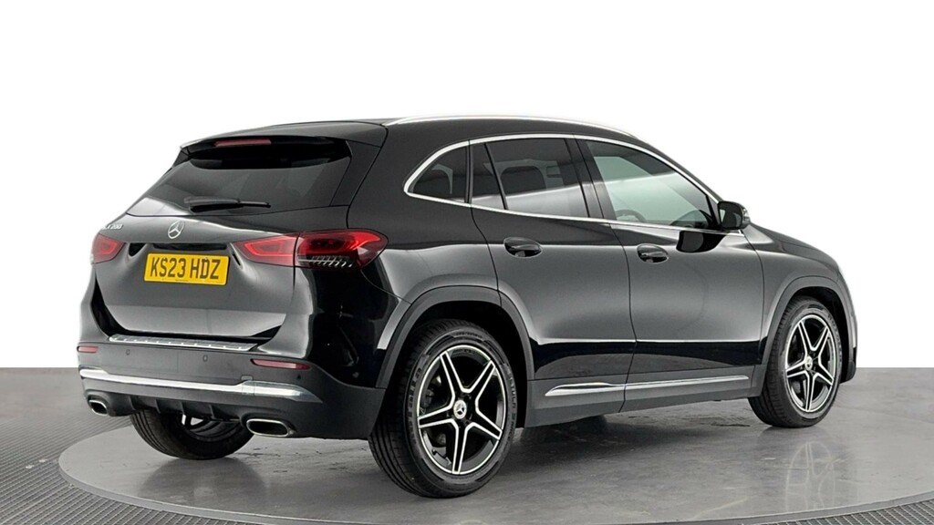 Mercedes-Benz GLA Class 1.3 Gla200 Amg Line Executive Suv 7G- KS23HDZ Black #4