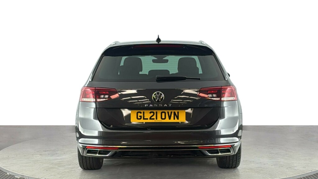 Volkswagen Passat Mk8 Facelift Est 1.5 Tsi 150Ps Se Nav Evo Black #5