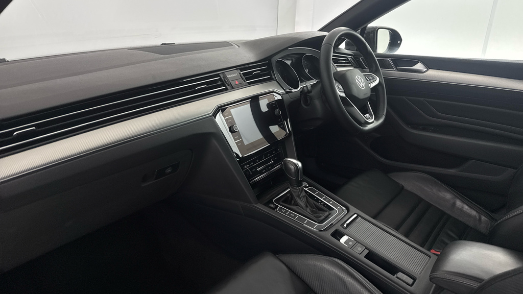Volkswagen Passat Mk8 Facelift Est 1.5 Tsi 150Ps Se Nav Evo Black #10