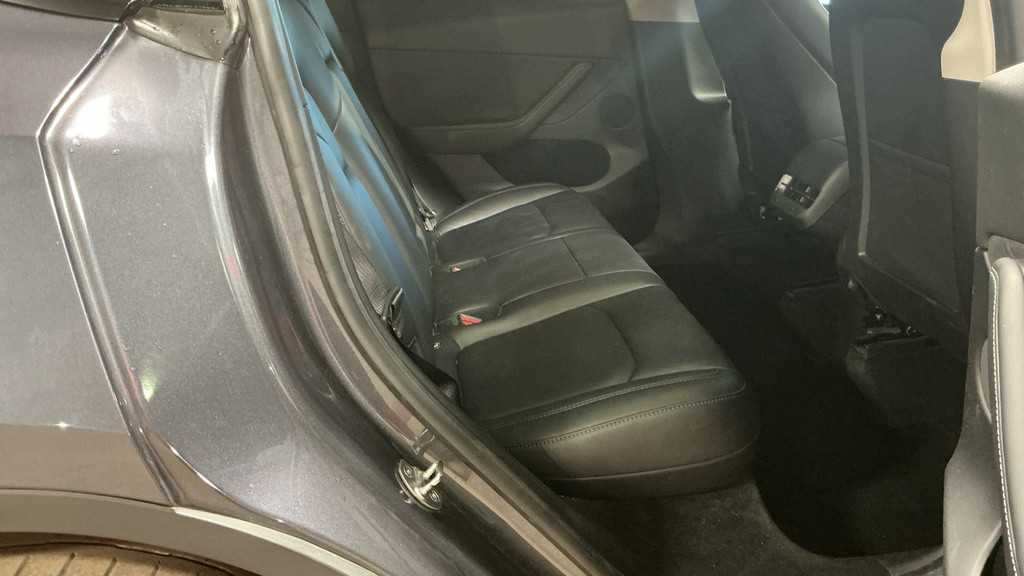 Tesla Model Y Suv Rwd 346 Ps BL23OHU Grey #2