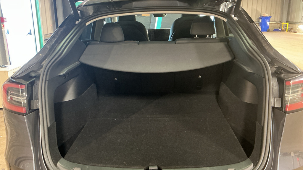 Tesla Model Y Suv Rwd 346 Ps Grey