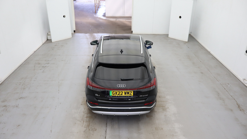 Audi Q4 E Tron 40 S Line Suv 82Kwh 204 Ps Black #2