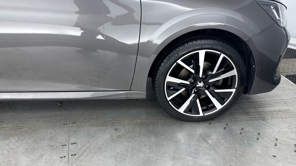 Peugeot 208 208 Gt Line Puretech Ss White #19