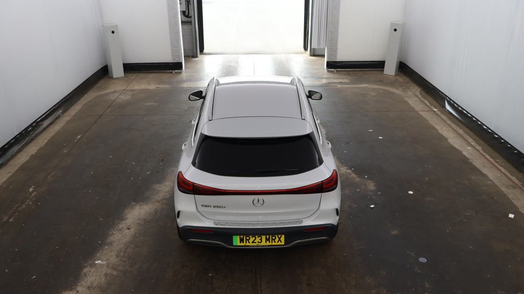Mercedes-Benz EQA Eqa 250 70.5Kwh Amg Line Suv 1 White #2