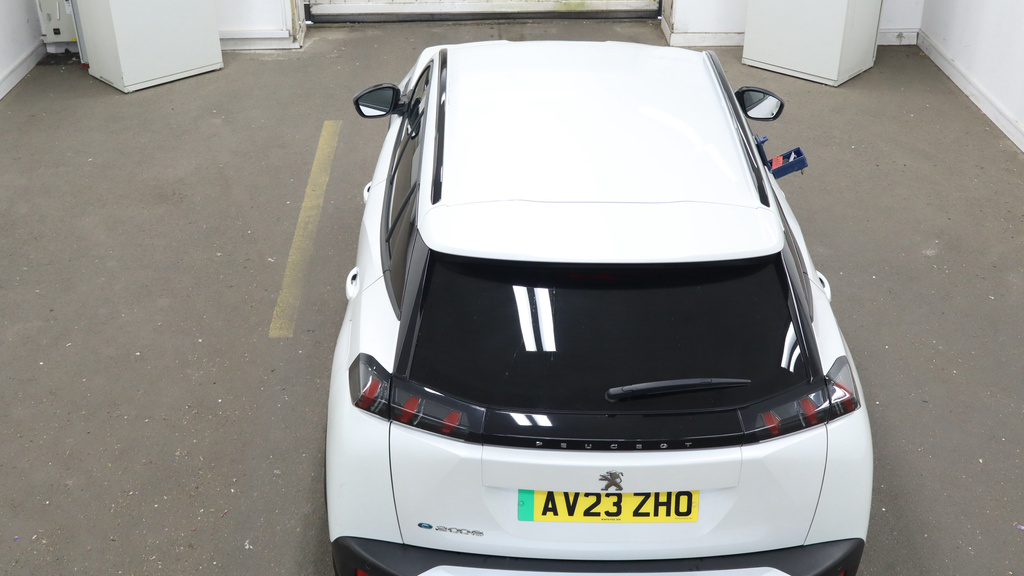 Peugeot e-2008 50Kwh Active Premium Suv 7Kw White #2