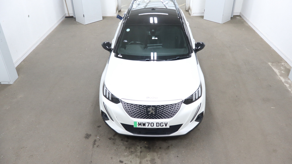 Peugeot e-2008 50Kwh Gt Line Suv 136 Ps White