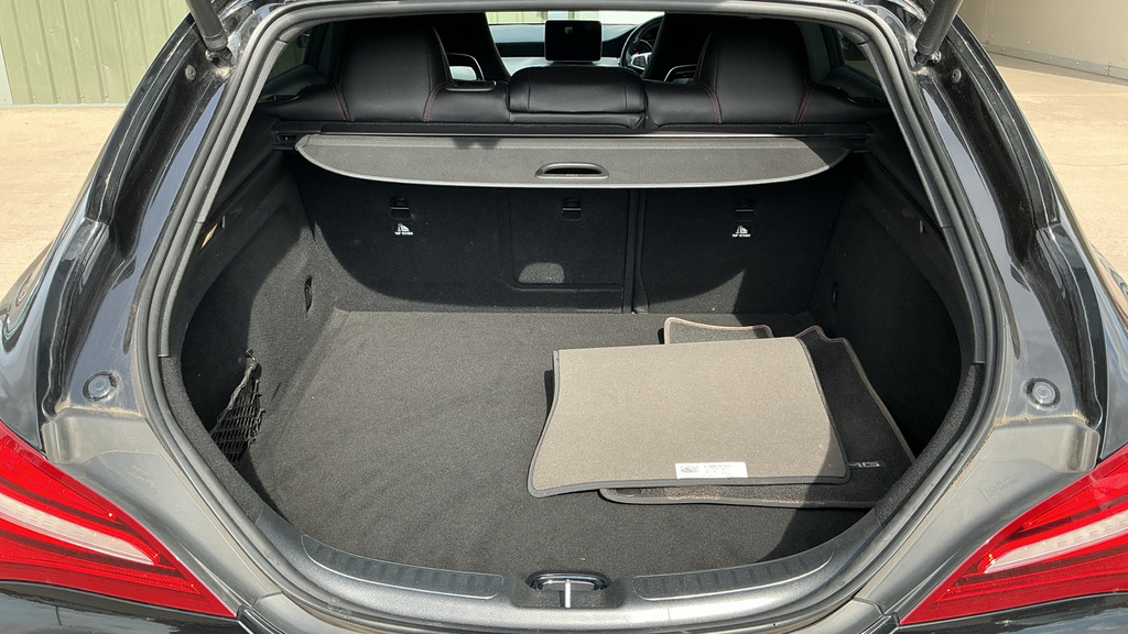 Mercedes-Benz CLA Class 2.1 Cla220d Amg Line Night Edition Plus Shooting Black #2