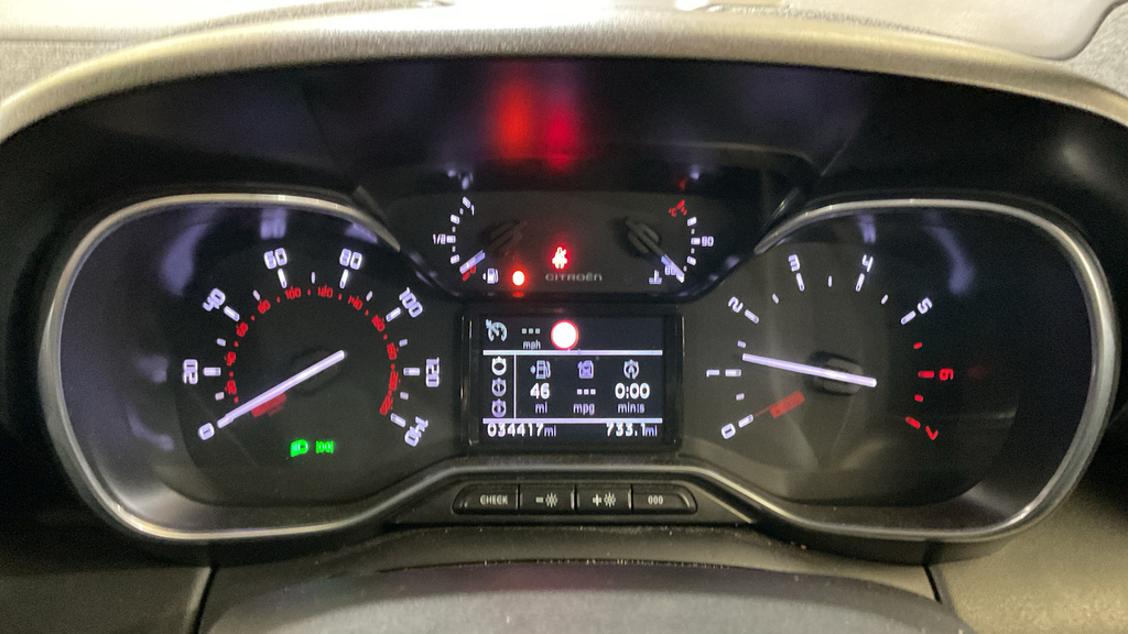 Citroen C3 Aircross 1.2 Puretech Shine Eat6 Grey #4