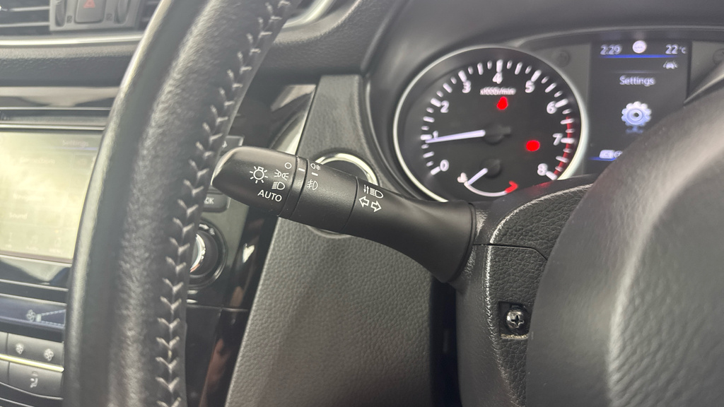 Nissan Qashqai 1.3 Dig-t N-connecta Euro 6 Ss Black #42