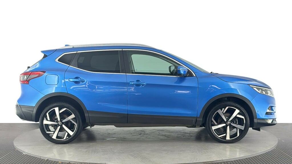 Nissan Qashqai 1.3 Dig-t N-connecta Euro 6 Ss Black #3