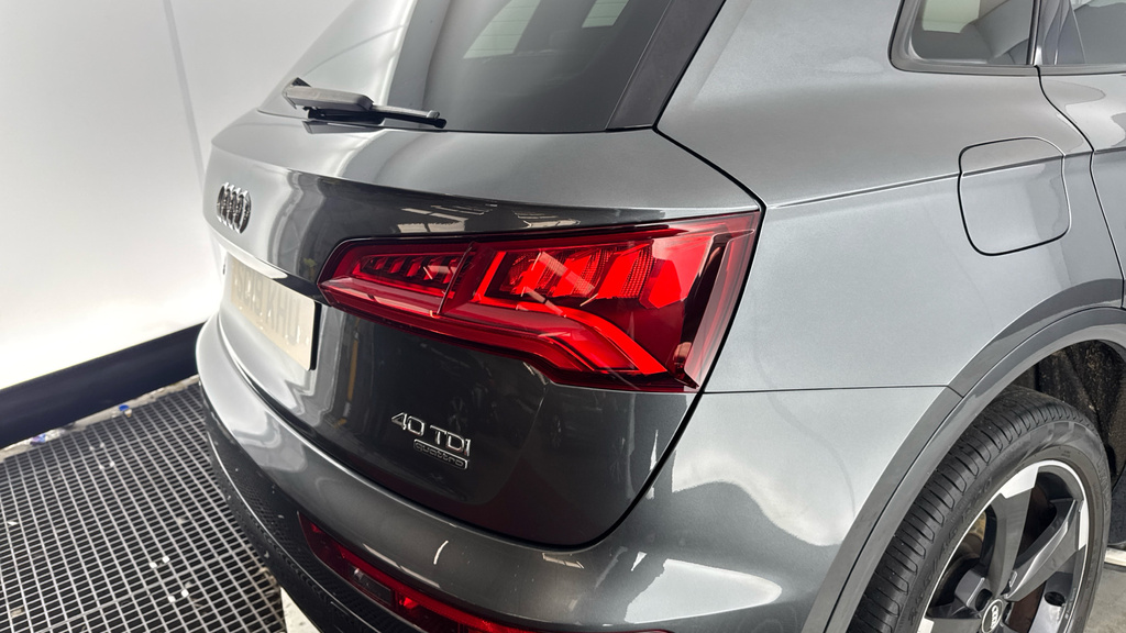 Audi Q5 2.0 Tdi 40 Sport S Tronic Quattro Euro 6 Ss Black #19