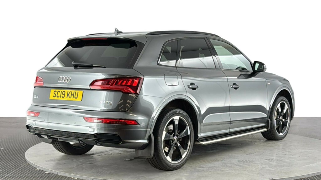 Audi Q5 2.0 Tdi 40 Black Edition Suv S Tronic Q Grey #4
