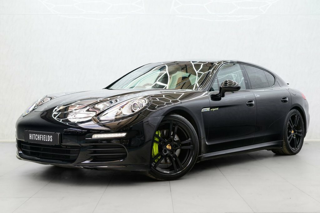 Porsche Panamera Hatchback Black #6