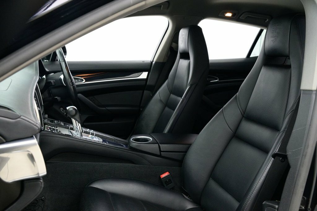 Porsche Panamera Hatchback Black #28