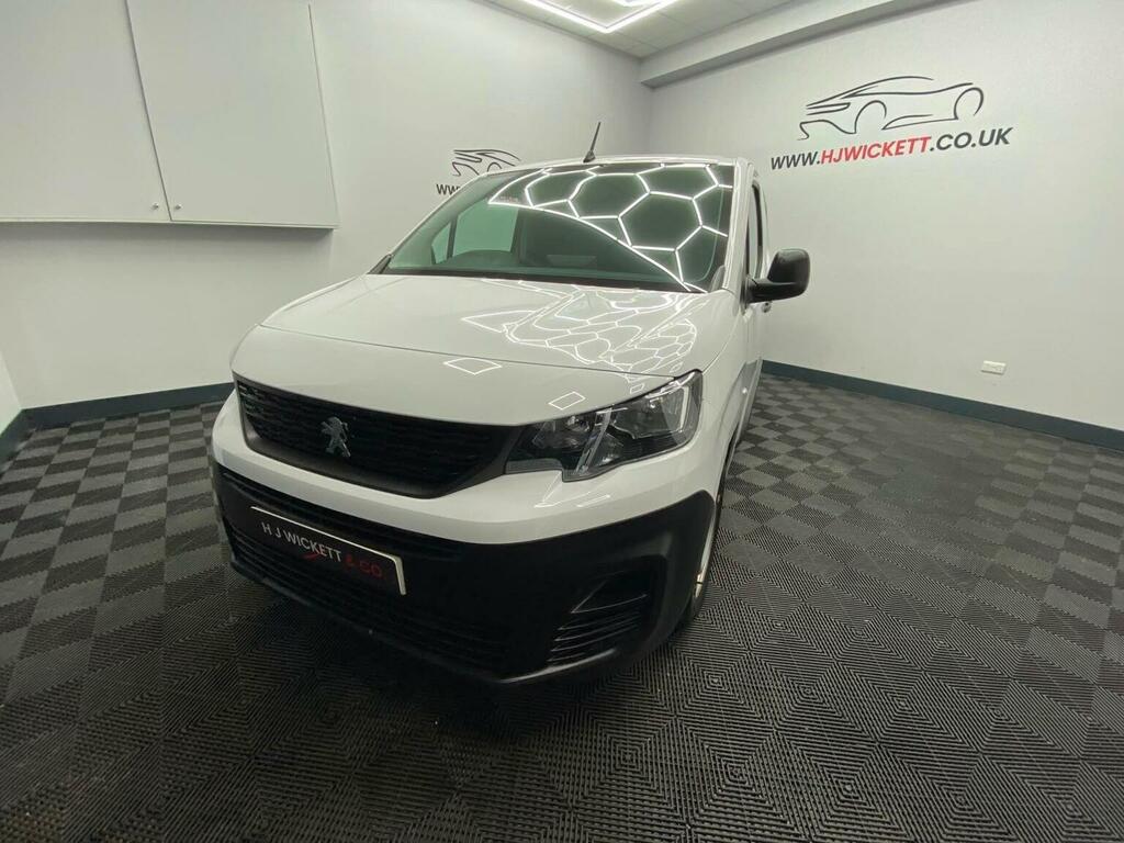 Peugeot Partner 1.5 Bluehdi 1000 Professional Premium Standard P White #2