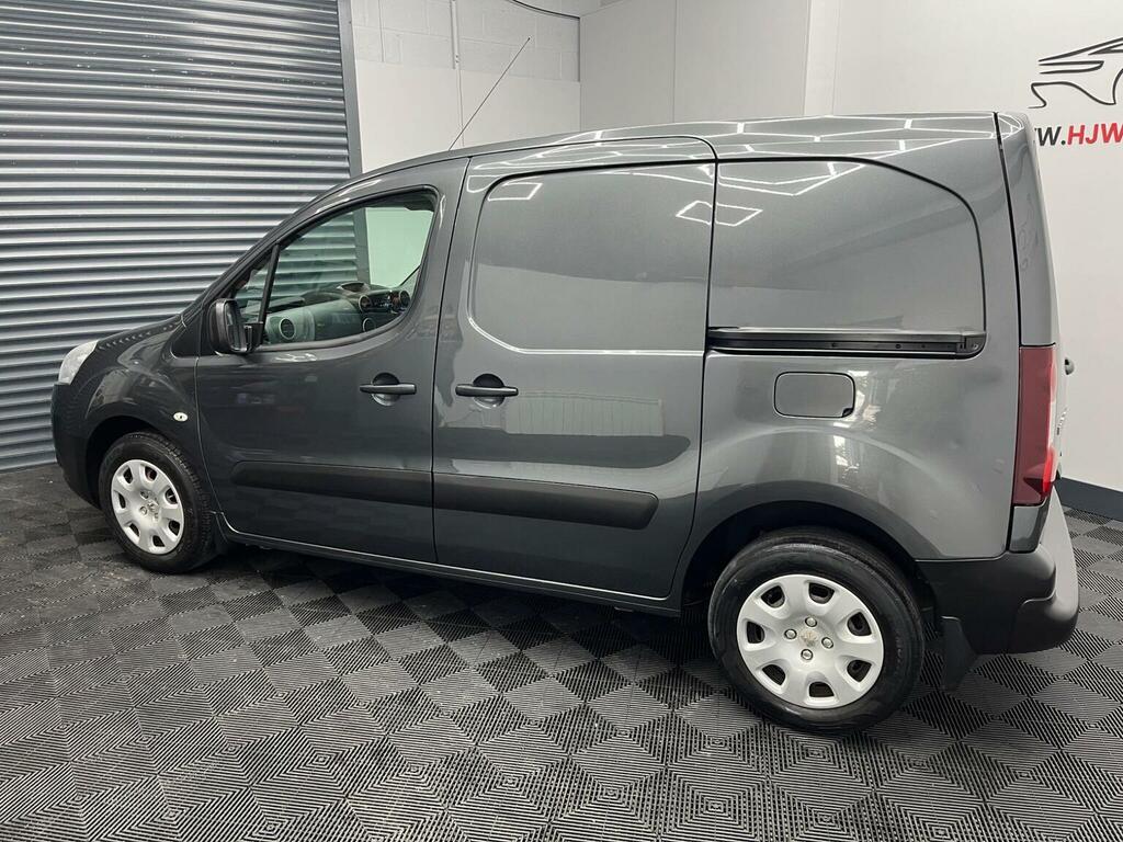 Peugeot Partner 1.6 Ehdi 850 Professional L1 Ss Grey #3