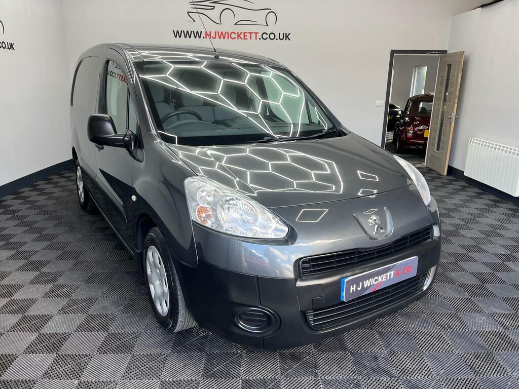 Peugeot Partner 1.6 Ehdi 850 Professional L1 Ss Grey