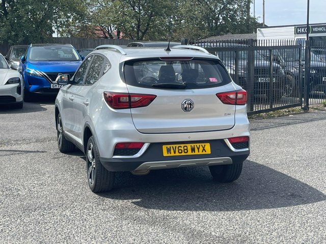 MG ZS 2018 1.5 Vti-tech Exclusive Euro 6 Ss Silver #4