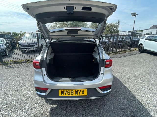 MG ZS Mg Mg Zs 1.5 Vti-tech Exclusive Euro 6 Ss White #44