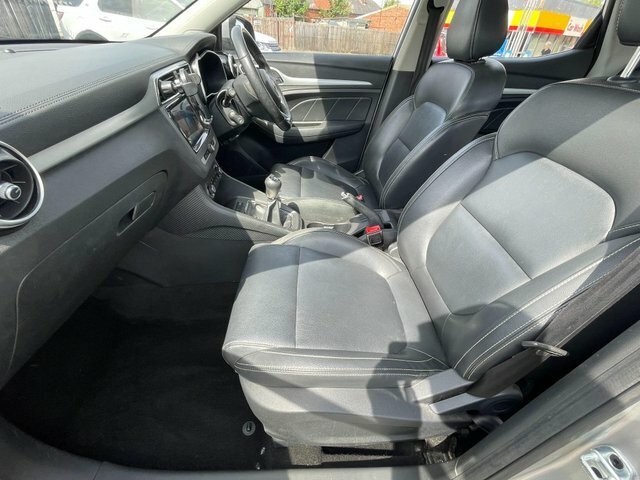 MG ZS Mg Mg Zs 1.5 Vti-tech Exclusive Euro 6 Ss White #46