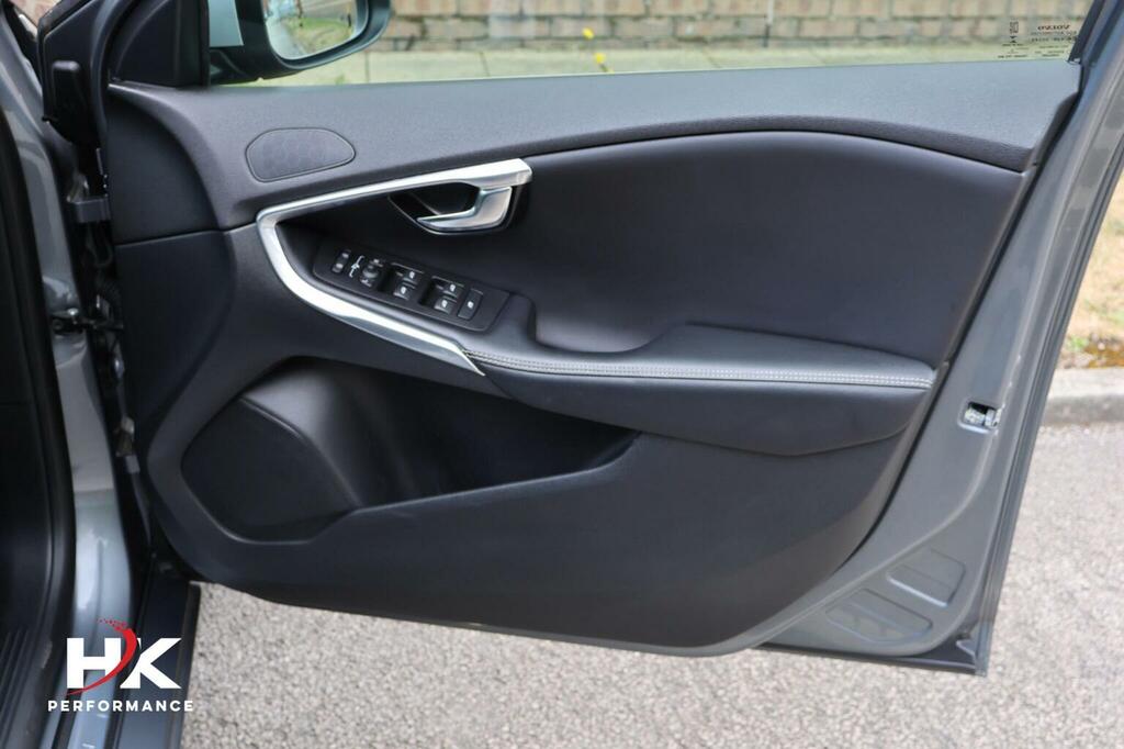 Volvo V40 1.5 T3 Gpf Inscription Euro 6 Ss Grey #34