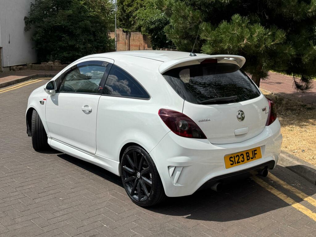 Vauxhall Corsa 1.6T 16V Vxr Nurburgring Euro 5 White #4