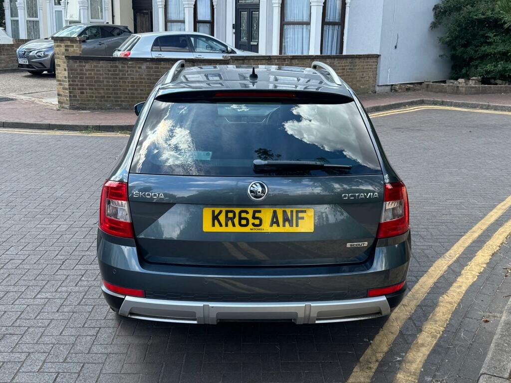 Skoda Octavia 2.0 Tdi Scout Dsg 4Wd Euro 6 Ss Grey #5