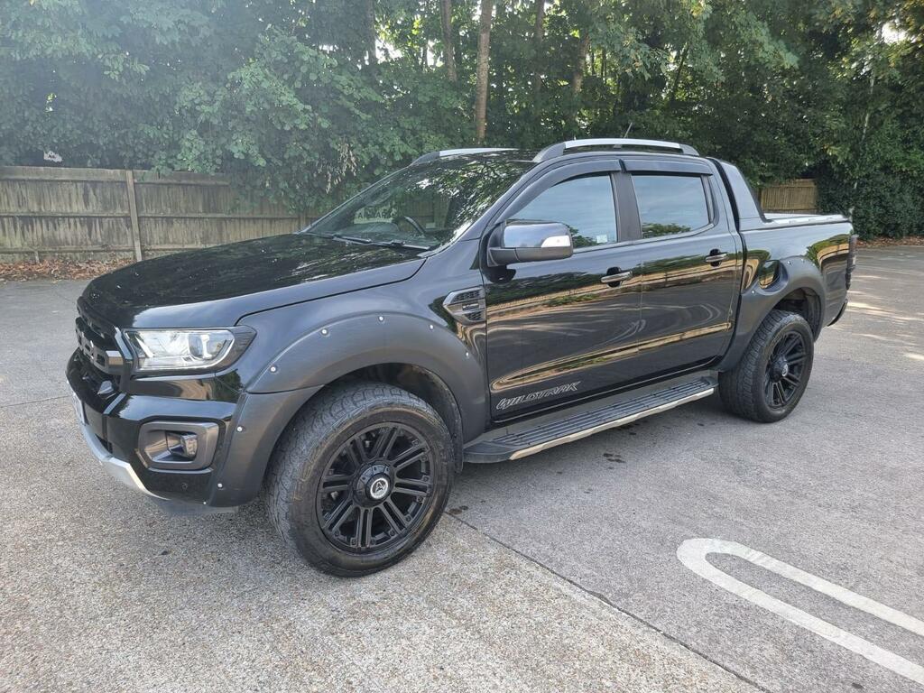 Ford Ranger Wildtrak Black #3