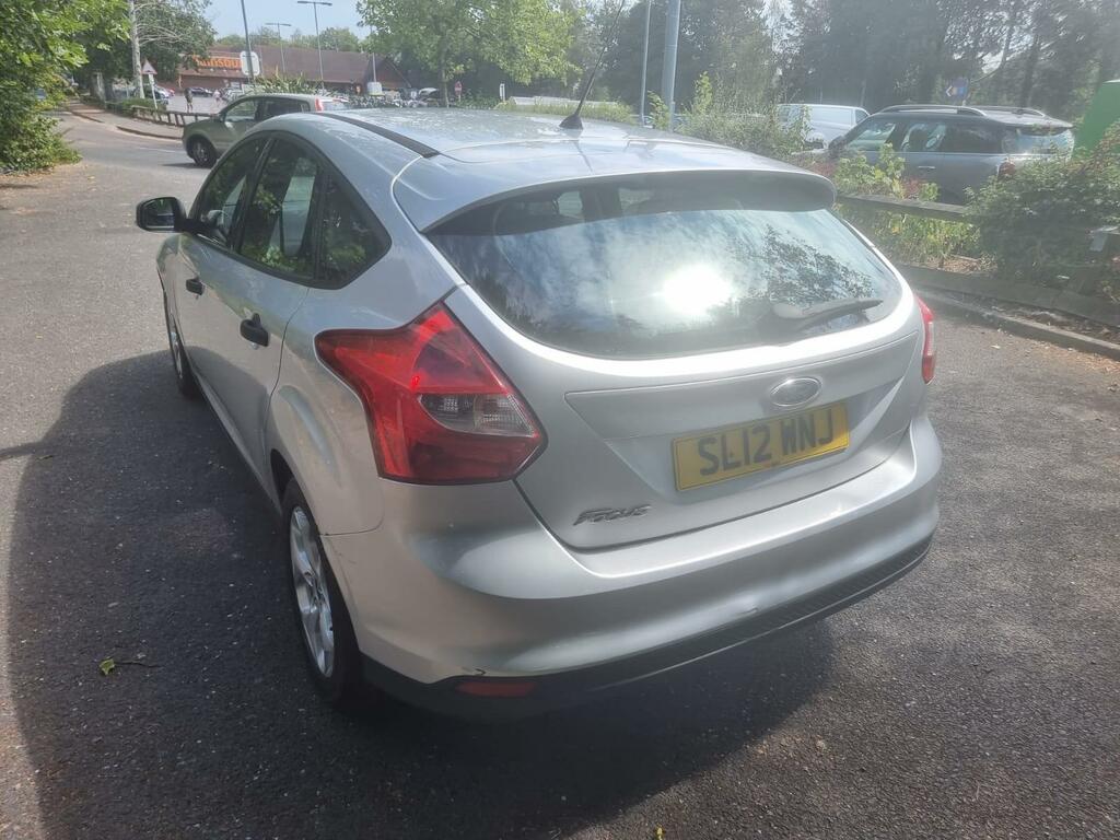 Ford Focus Studio Silver #5