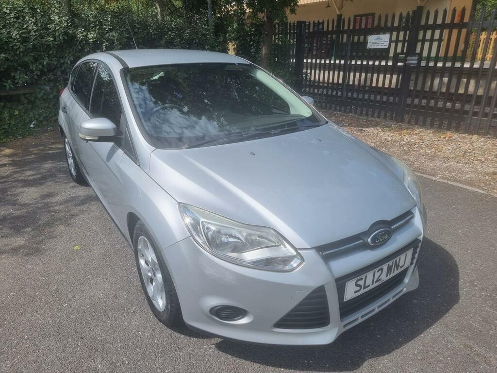 Ford Focus Studio Silver #2