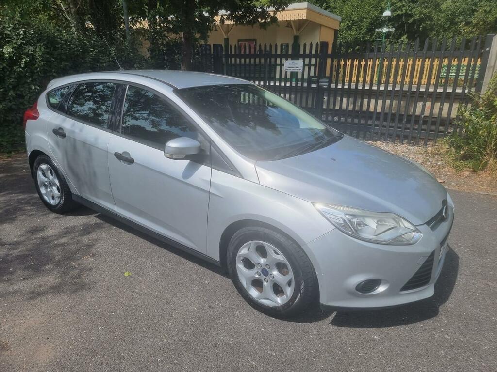 Ford Focus Studio Silver