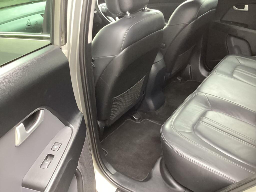 Kia Sportage 2.0 Xe 2Wd 2010 Black #18