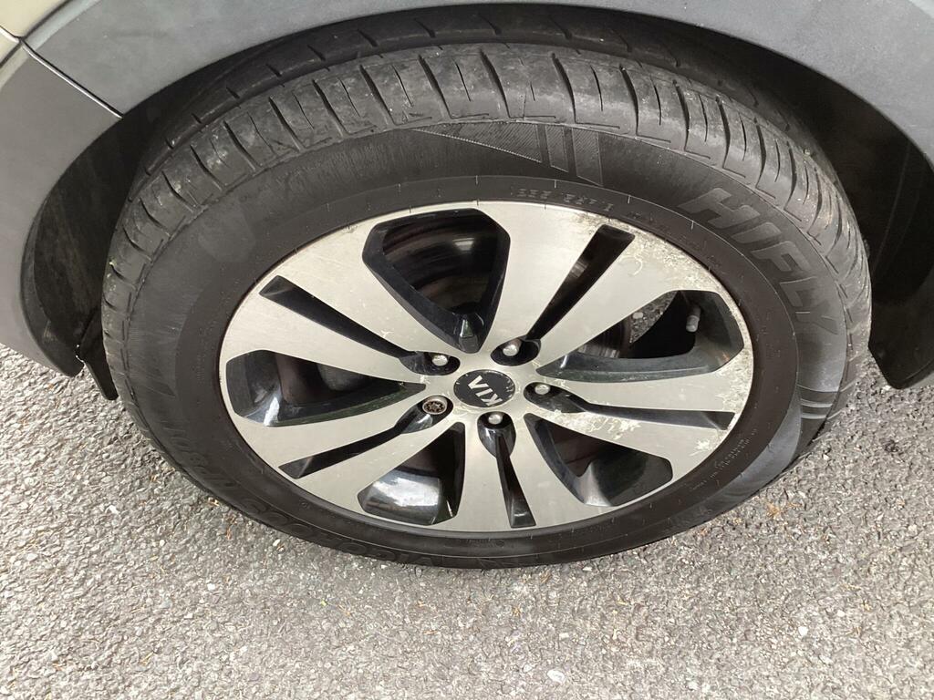 Kia Sportage 2.0 Xe 2Wd 2010 Black #32