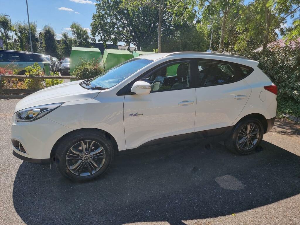 Hyundai Ix35 Suv 1.7 Crdi Se Euro 5 Ss Nav 201515 Silver #8