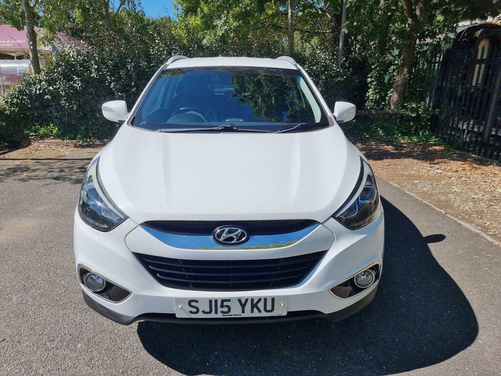 Hyundai Ix35 Se White #3