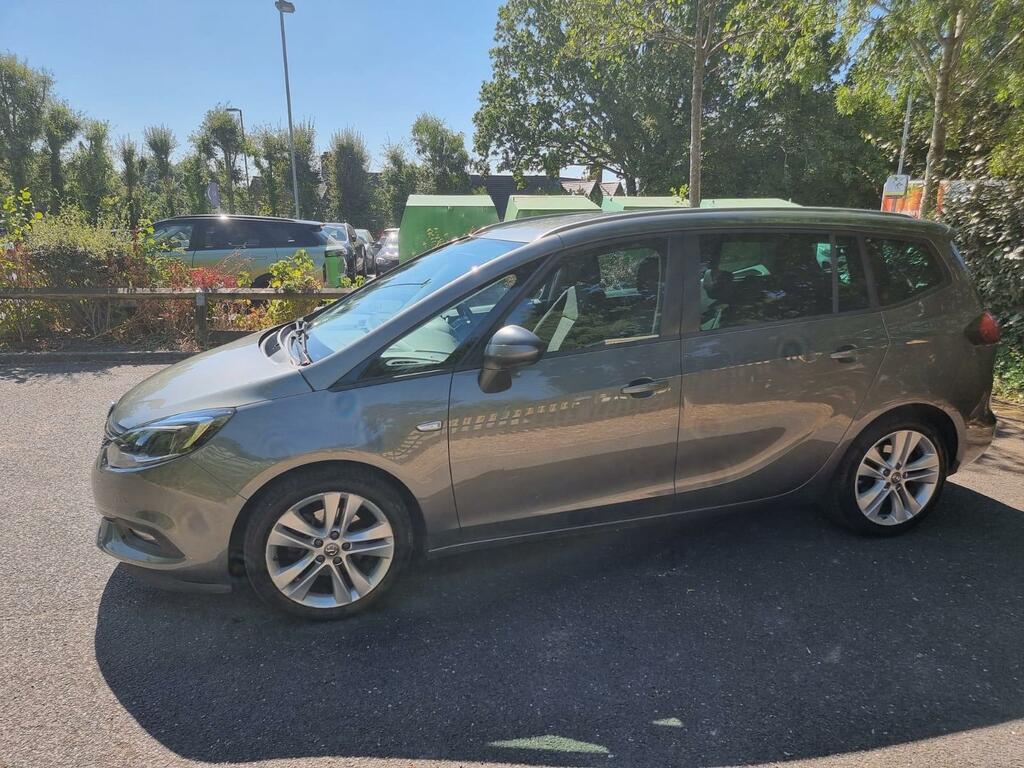 Vauxhall Zafira Tourer Sri Nav White #10