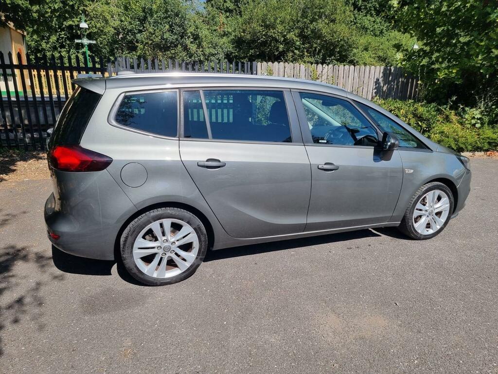 Vauxhall Zafira Tourer Sri Nav White #17