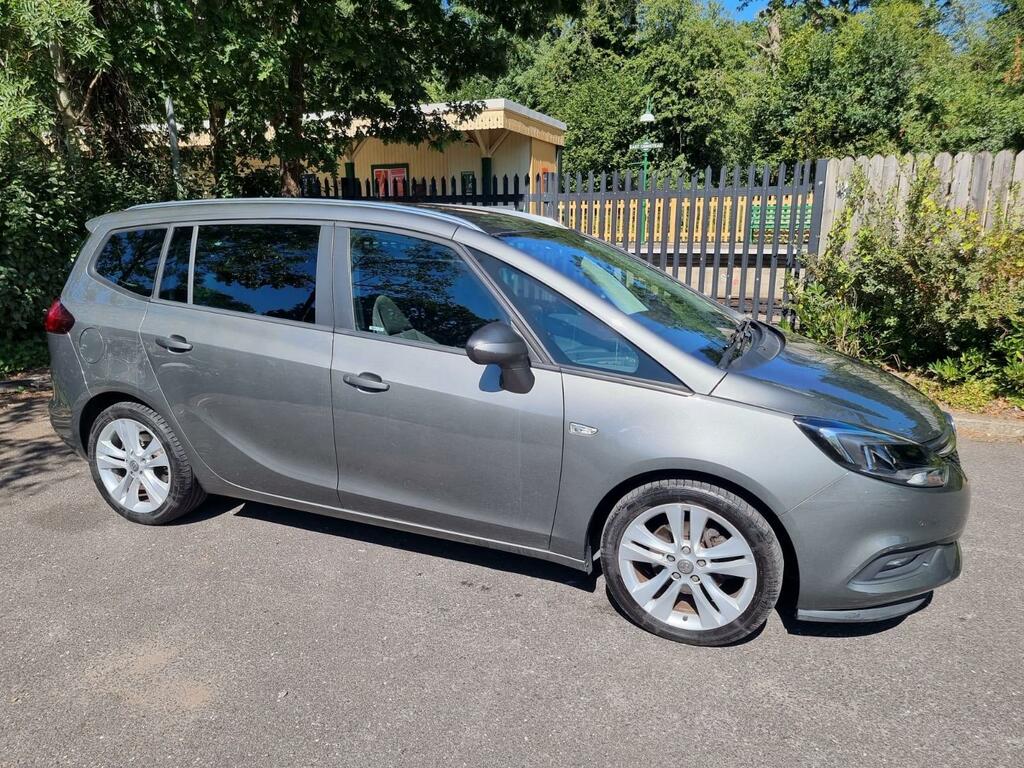 Vauxhall Zafira Tourer Sri Nav White #14